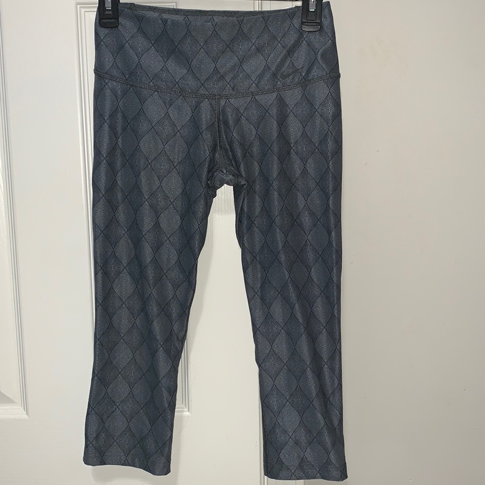 Grey Nike Capri Leggings